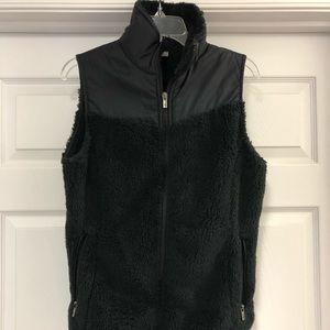 Columbia Sherpa fleece vest